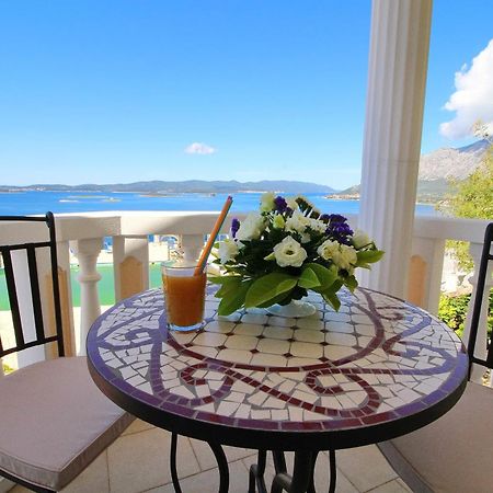 Hotel Pansion Villa Antonio أوروبيتش المظهر الخارجي الصورة