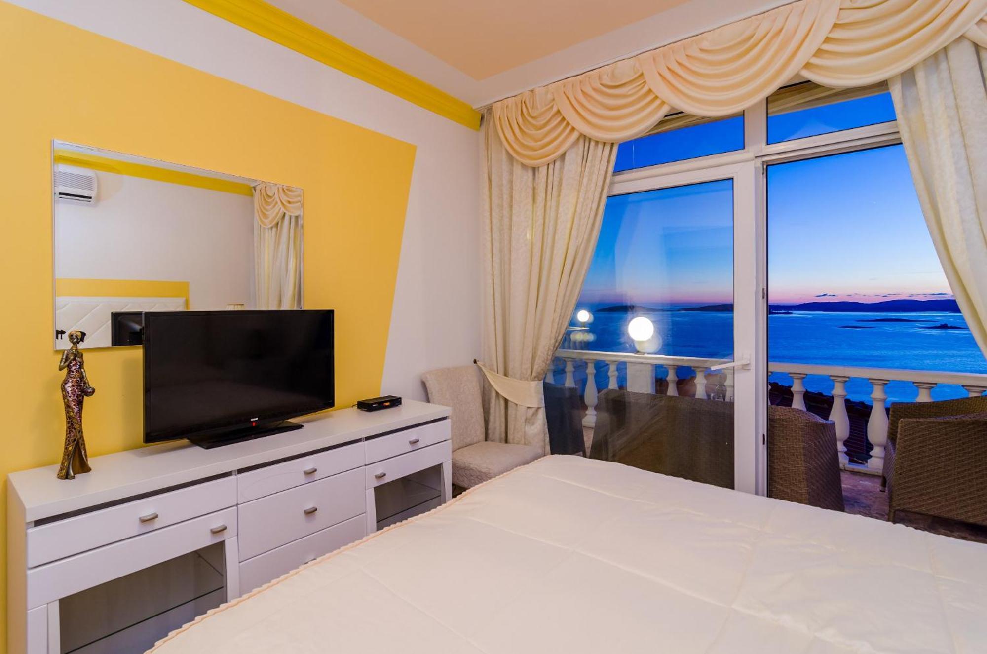 Hotel Pansion Villa Antonio أوروبيتش المظهر الخارجي الصورة