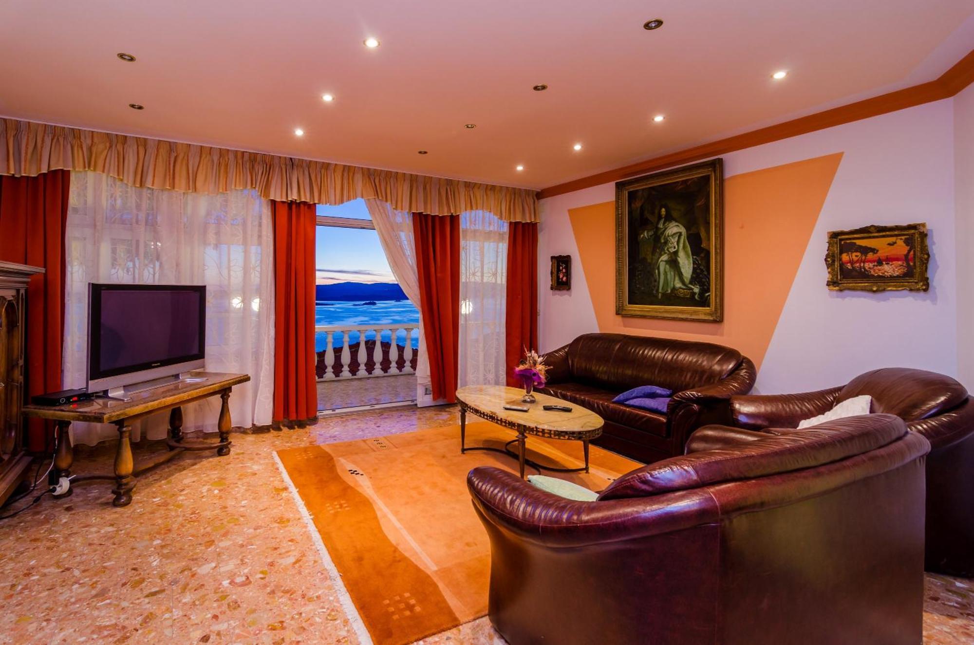 Hotel Pansion Villa Antonio أوروبيتش المظهر الخارجي الصورة