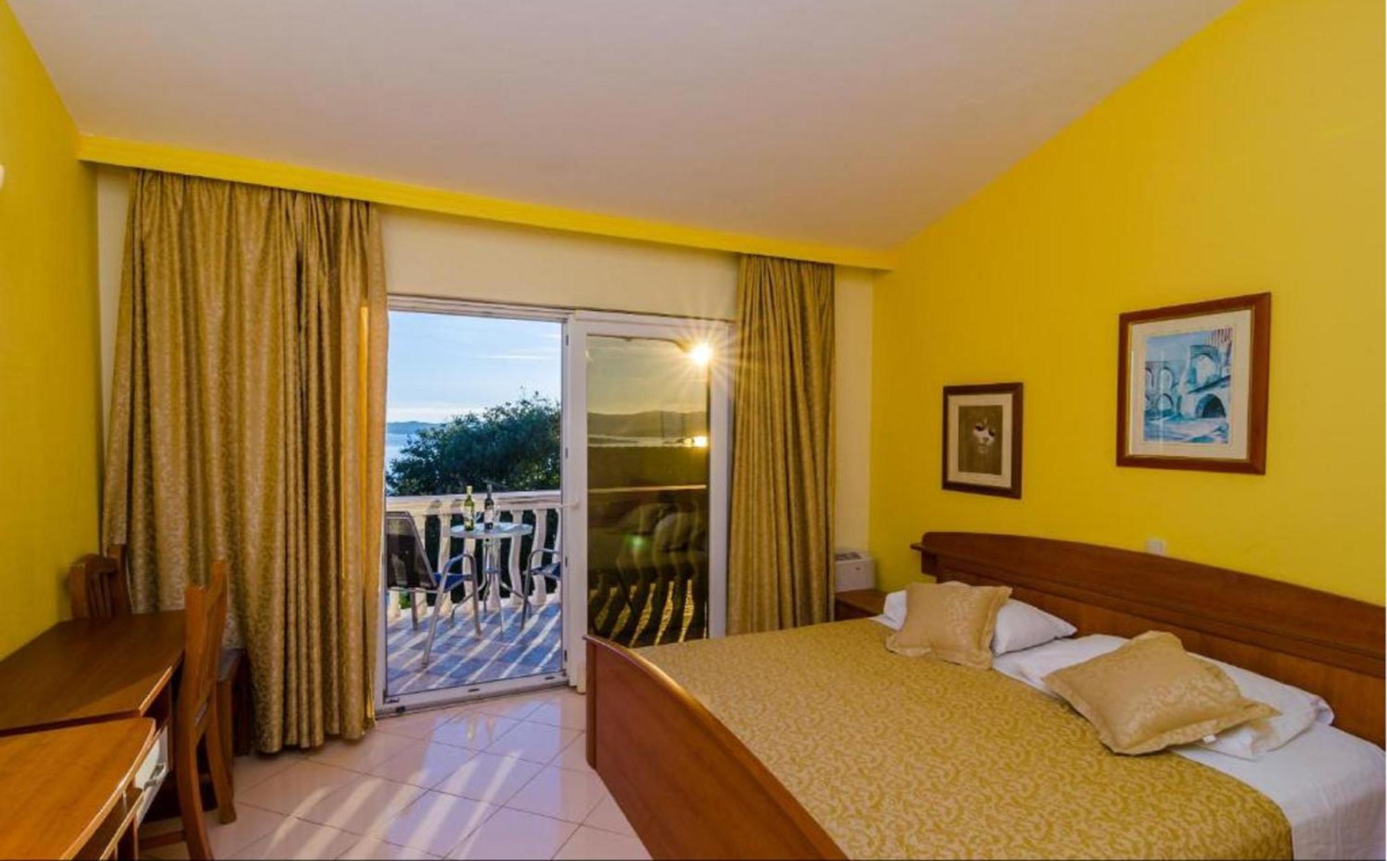 Hotel Pansion Villa Antonio أوروبيتش الغرفة الصورة